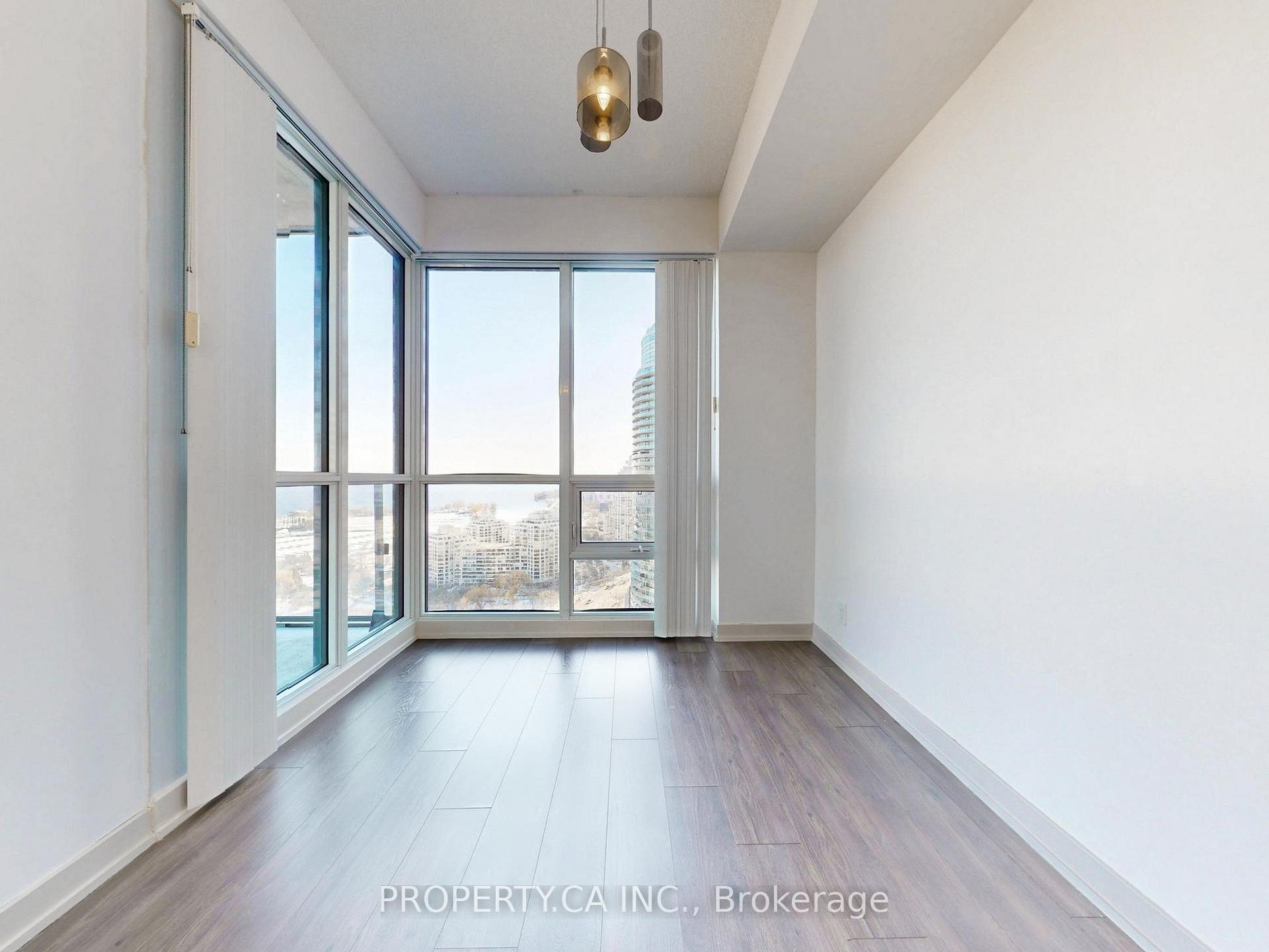 2200 Lake Shore Boulevard W 3001