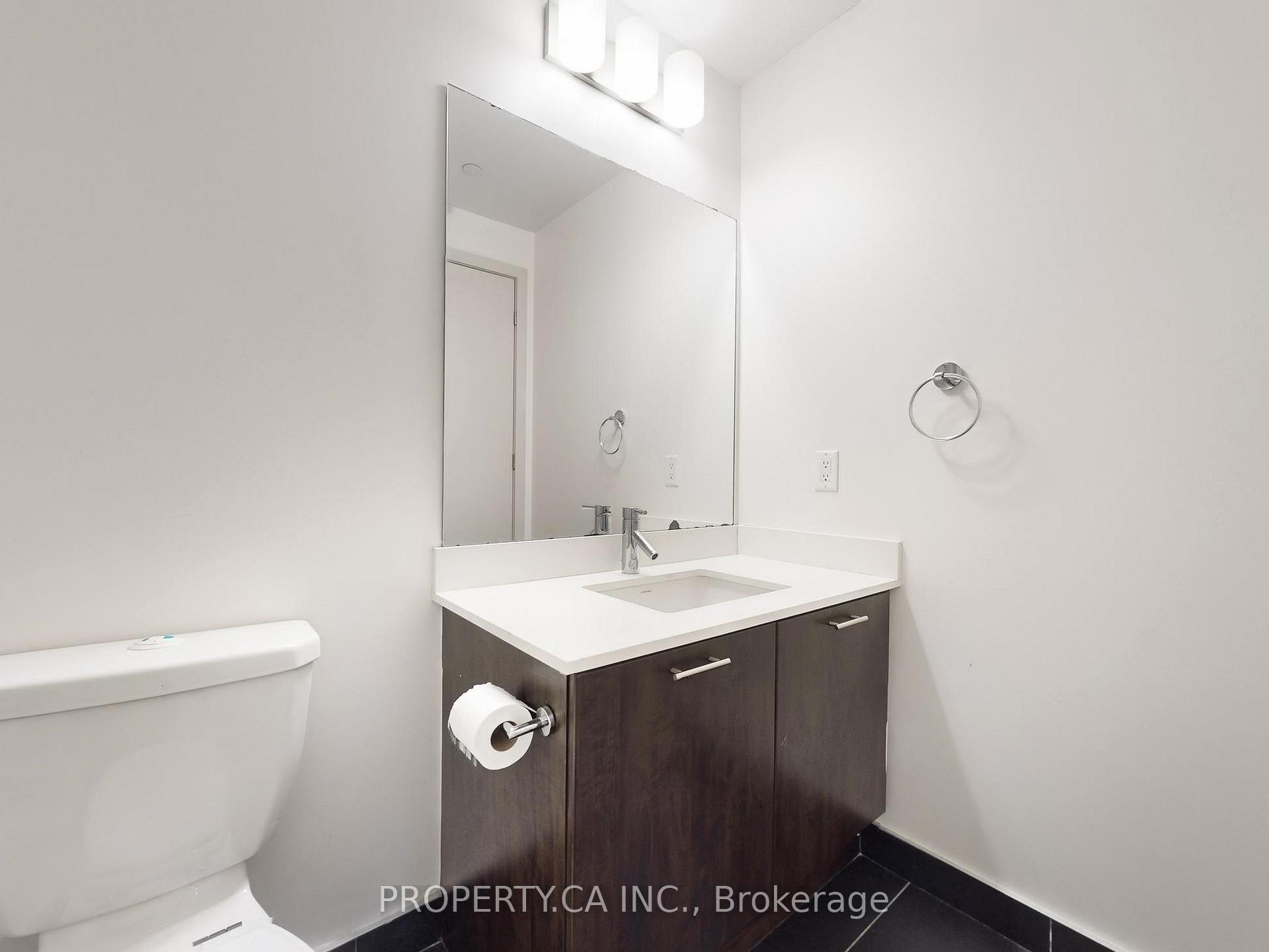 2200 Lake Shore Boulevard W 3001