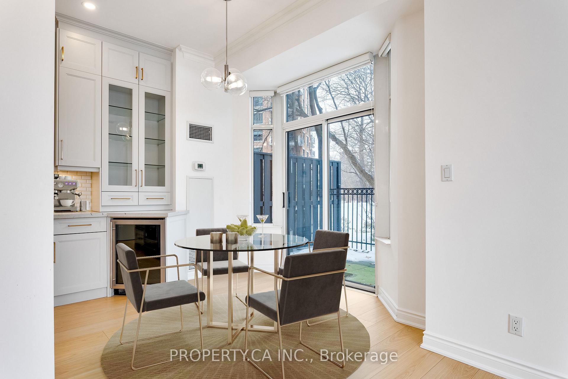 2 Aberfoyle Crescent 105