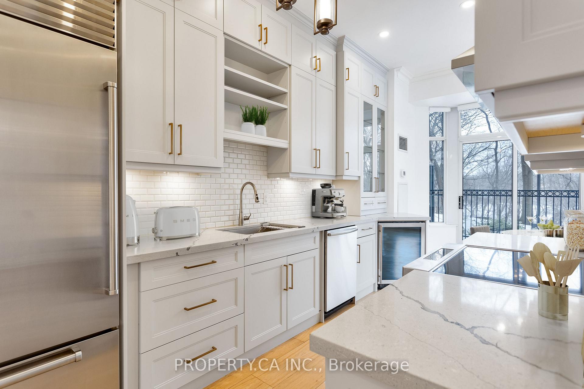 2 Aberfoyle Crescent 105