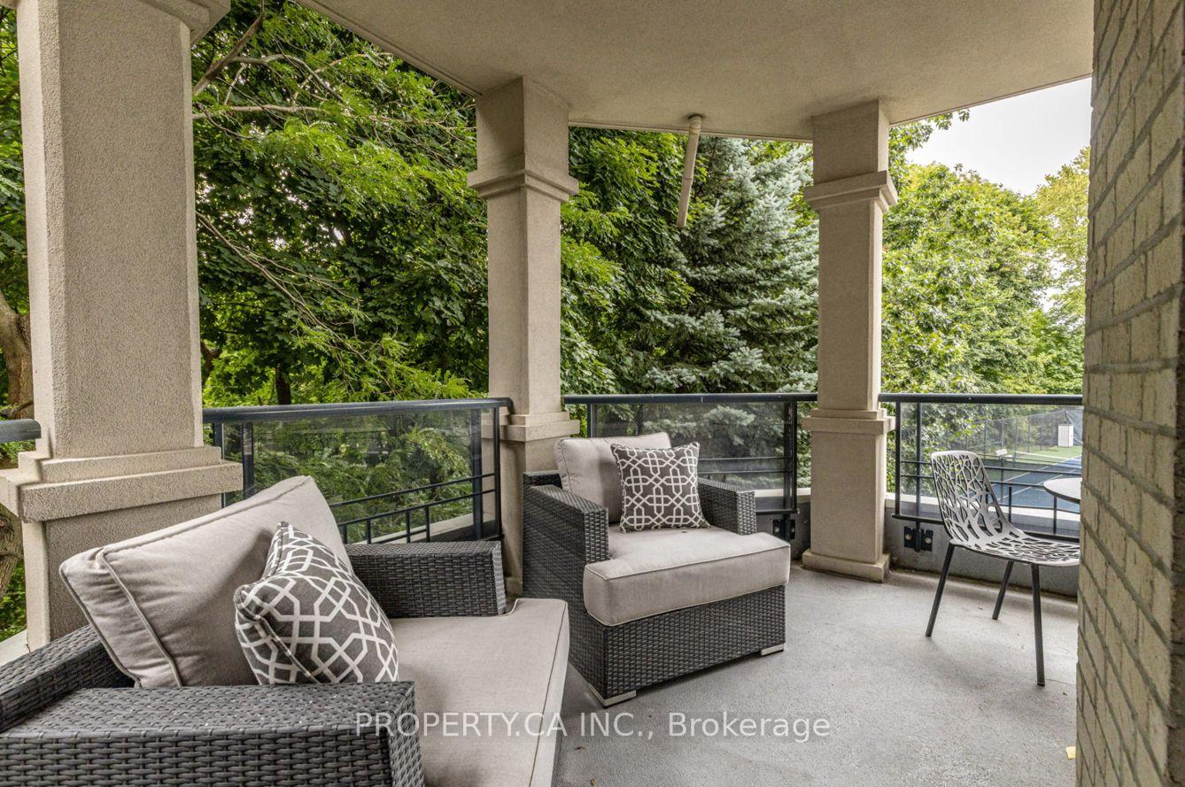 2 Aberfoyle Crescent 105