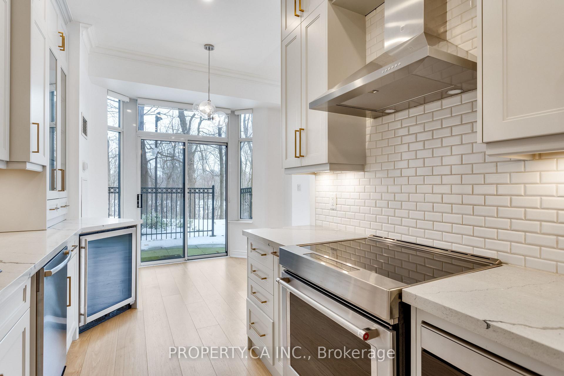 2 Aberfoyle Crescent 105