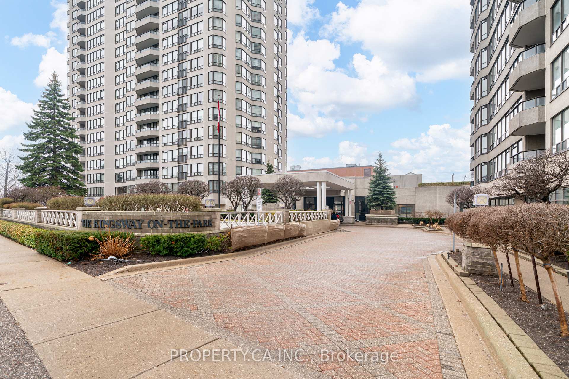 1 Aberfoyle Crescent 410