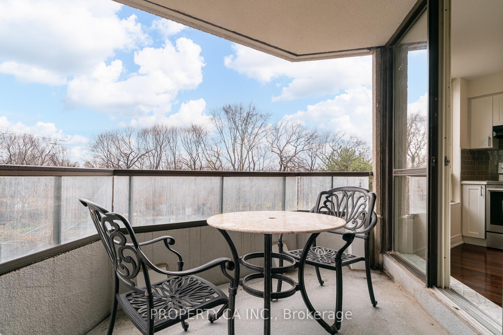 1 Aberfoyle Crescent 410