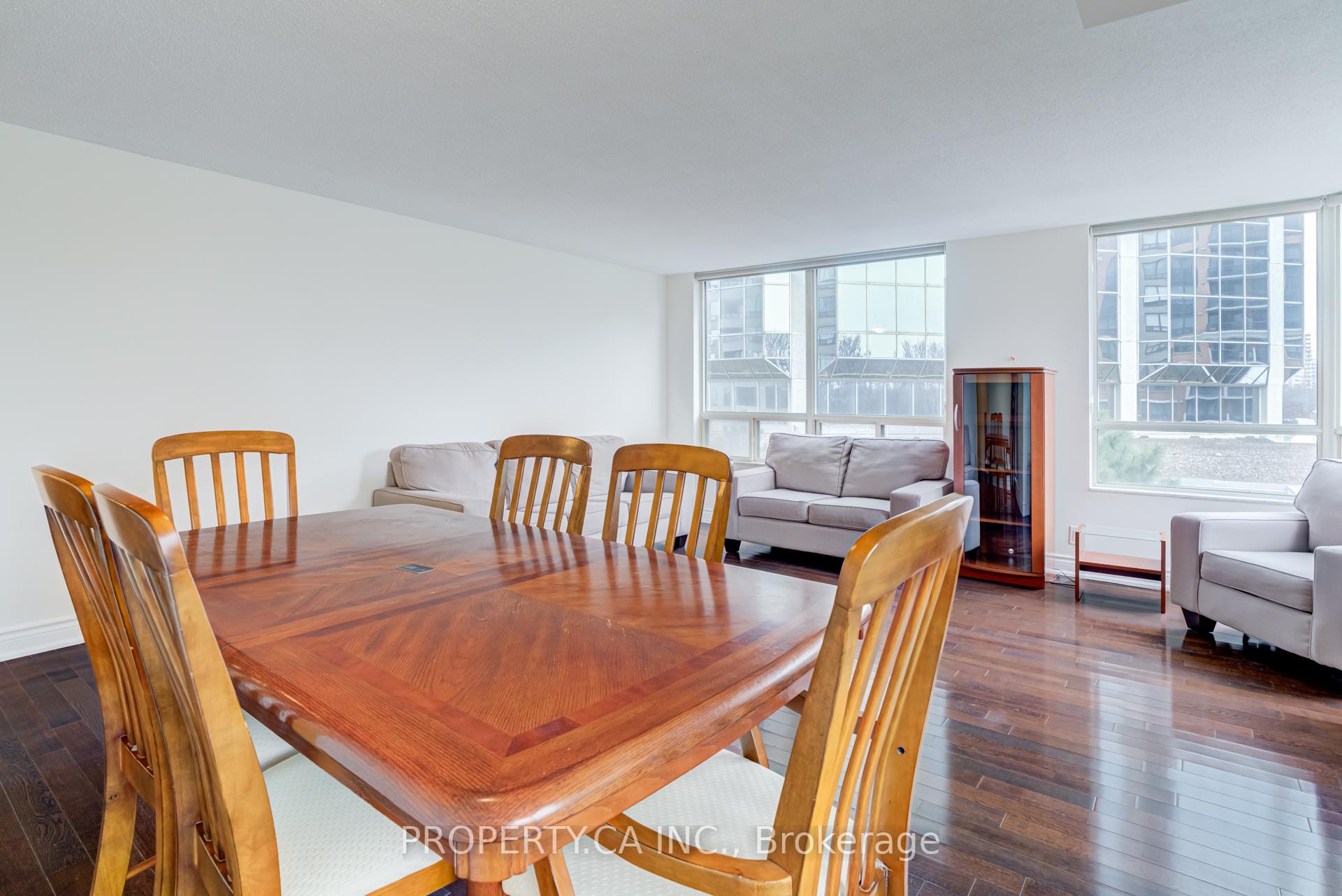 1 Aberfoyle Crescent 410