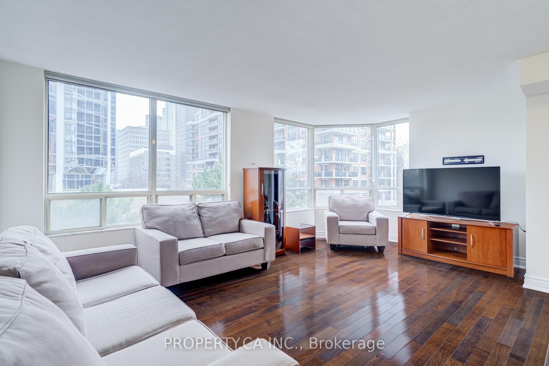 1 Aberfoyle Crescent 410