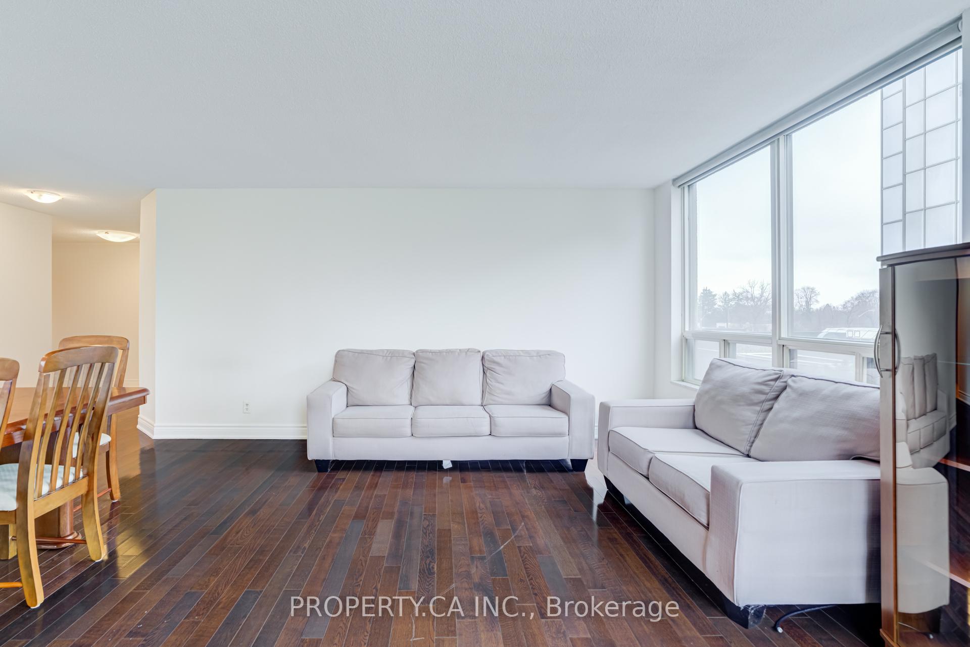 1 Aberfoyle Crescent 410