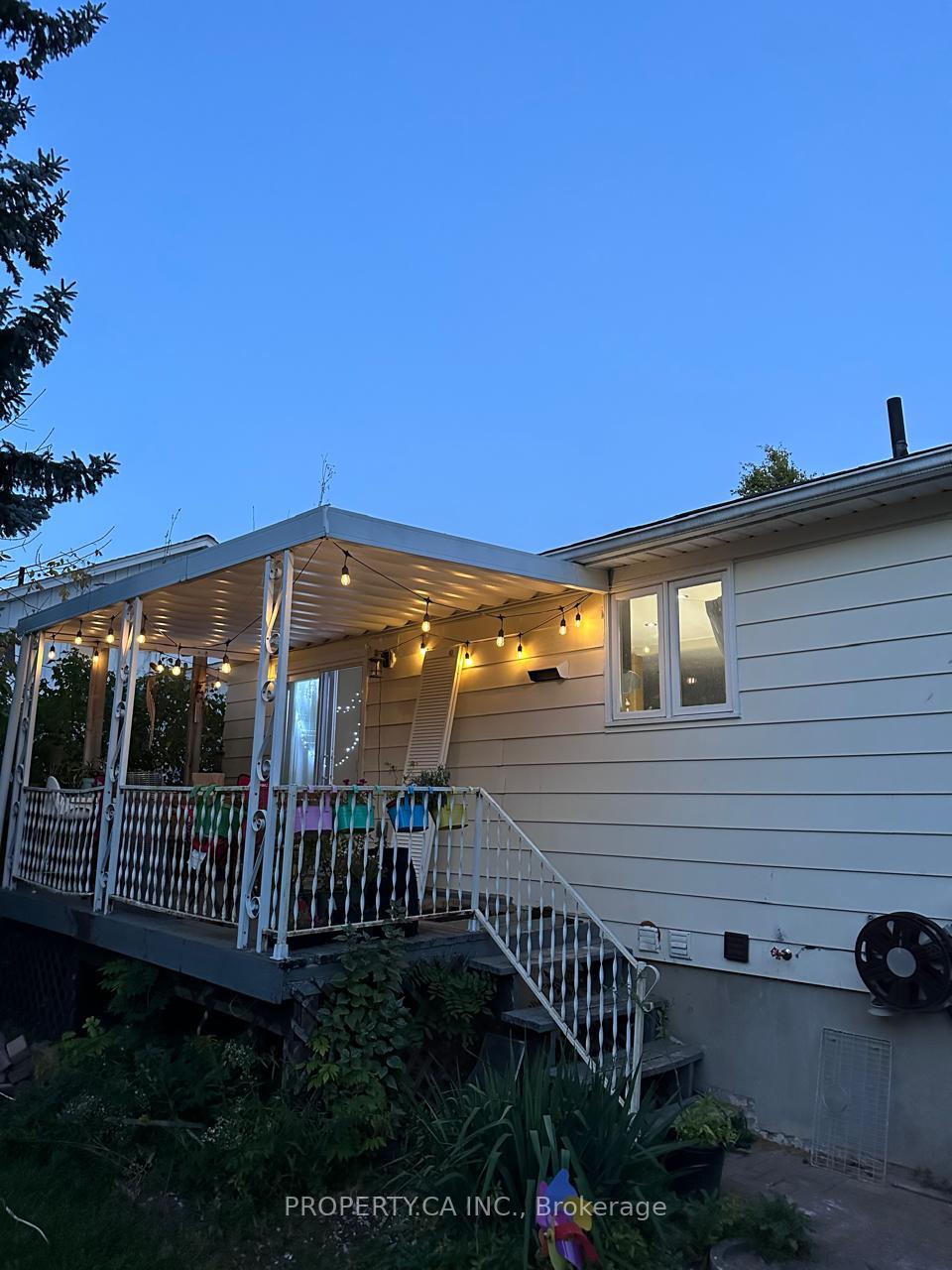 2221 Buttonbush Crescent Main