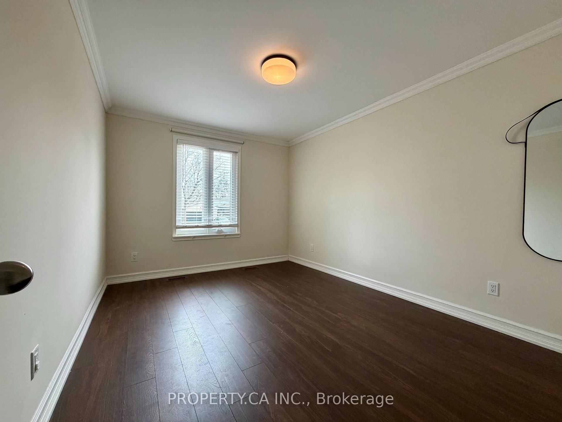 2221 Buttonbush Crescent Main