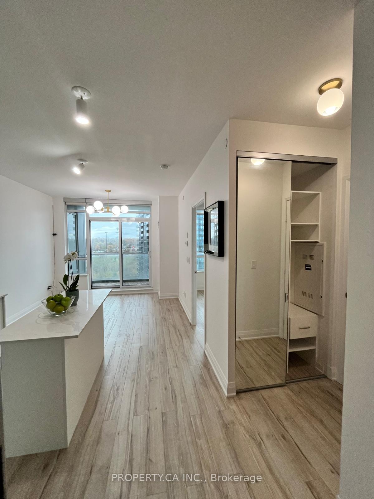 36 Park Lawn Road 1207