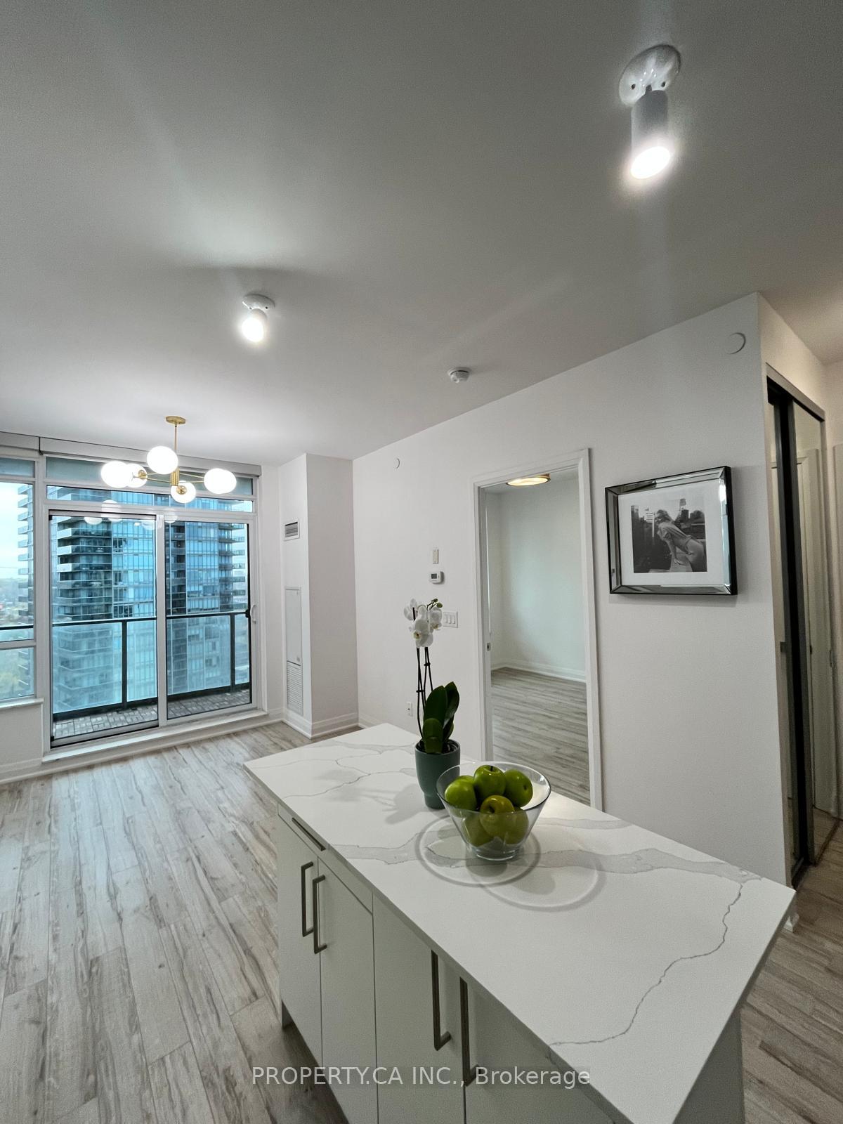 36 Park Lawn Road 1207