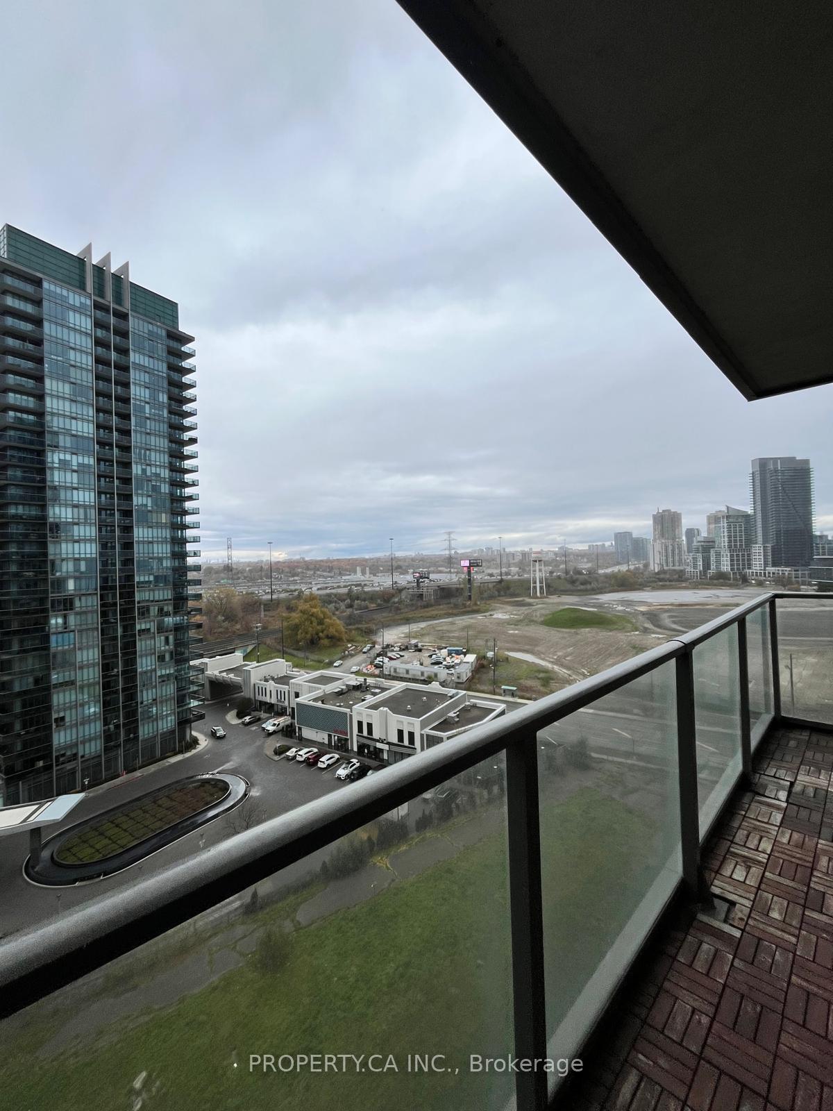 36 Park Lawn Road 1207