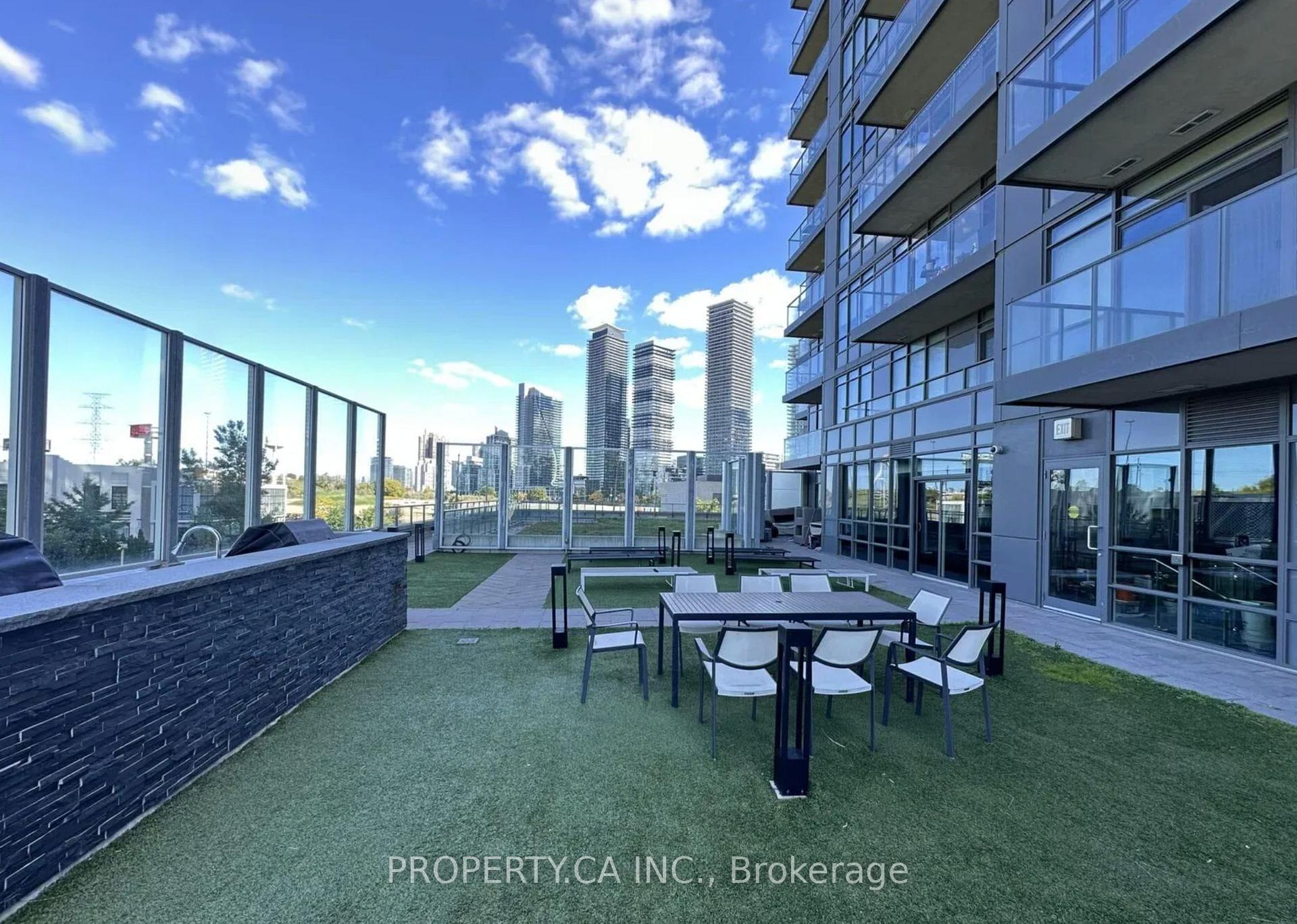 36 Park Lawn Road 1207