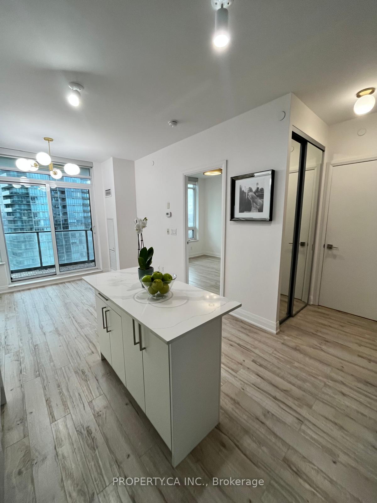 36 Park Lawn Road 1207