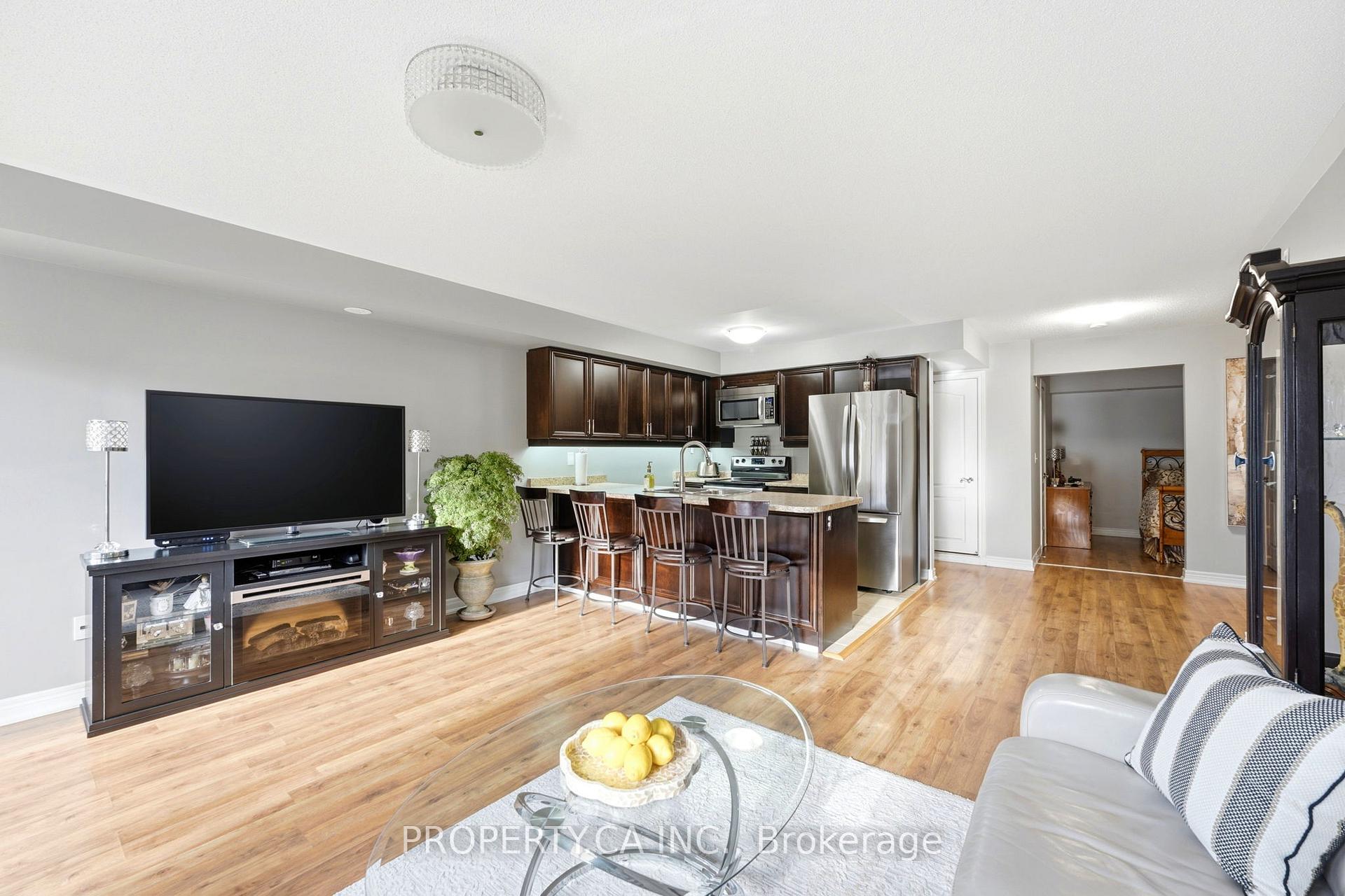 157 Isaac Devins Boulevard 6