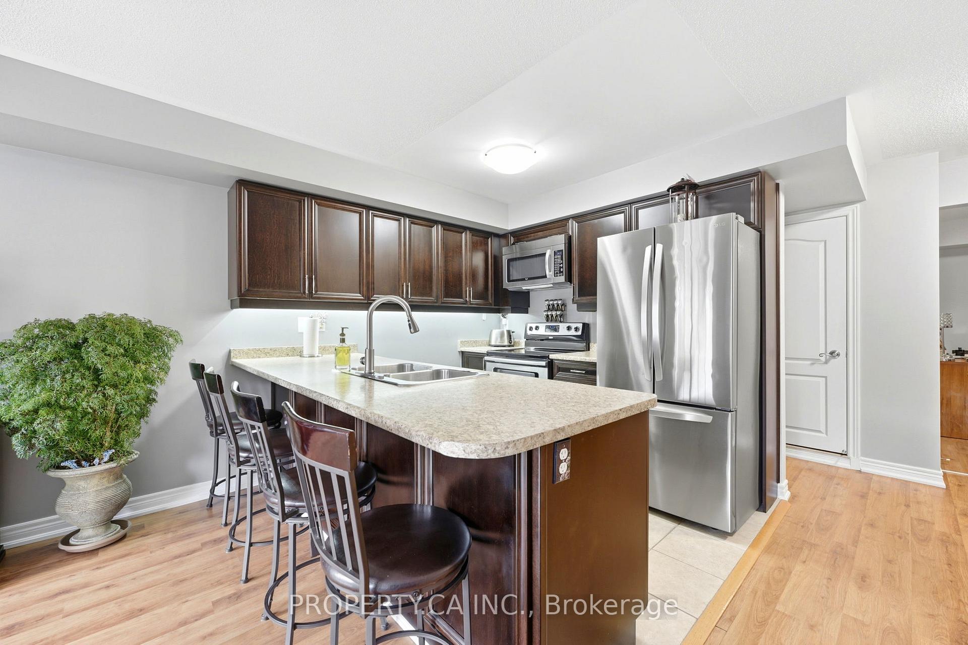 157 Isaac Devins Boulevard 6