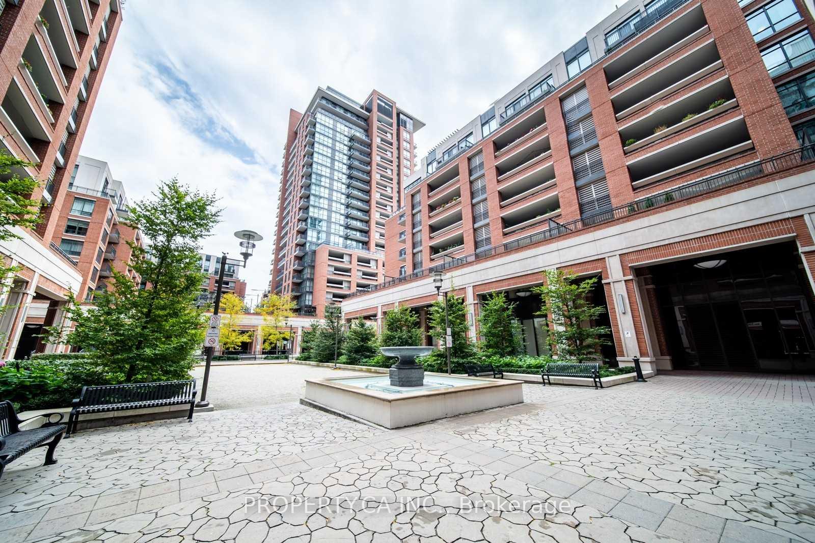 830 Lawrence Avenue W 2802