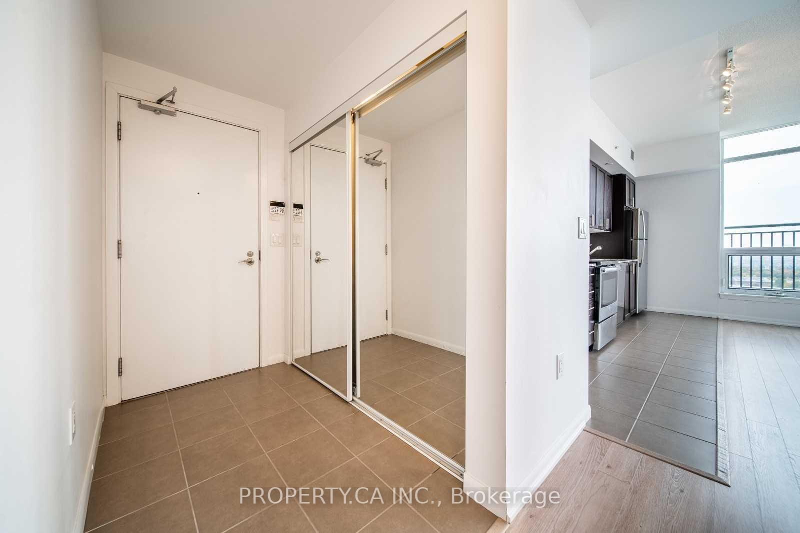 830 Lawrence Avenue W 2802