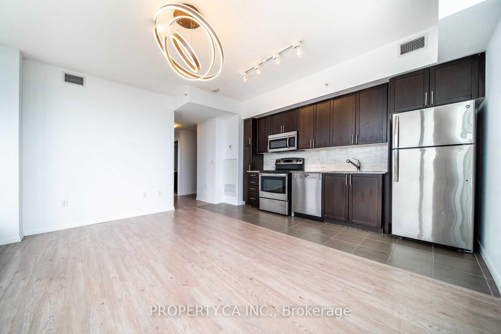 830 Lawrence Avenue W 2802