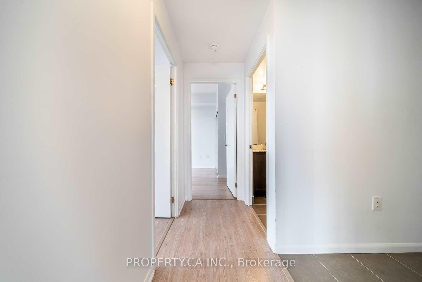 830 Lawrence Avenue W 2802