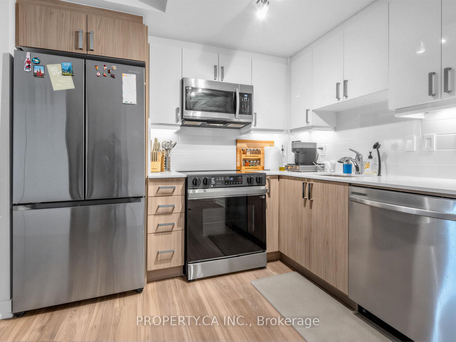 556 Marlee Avenue 225