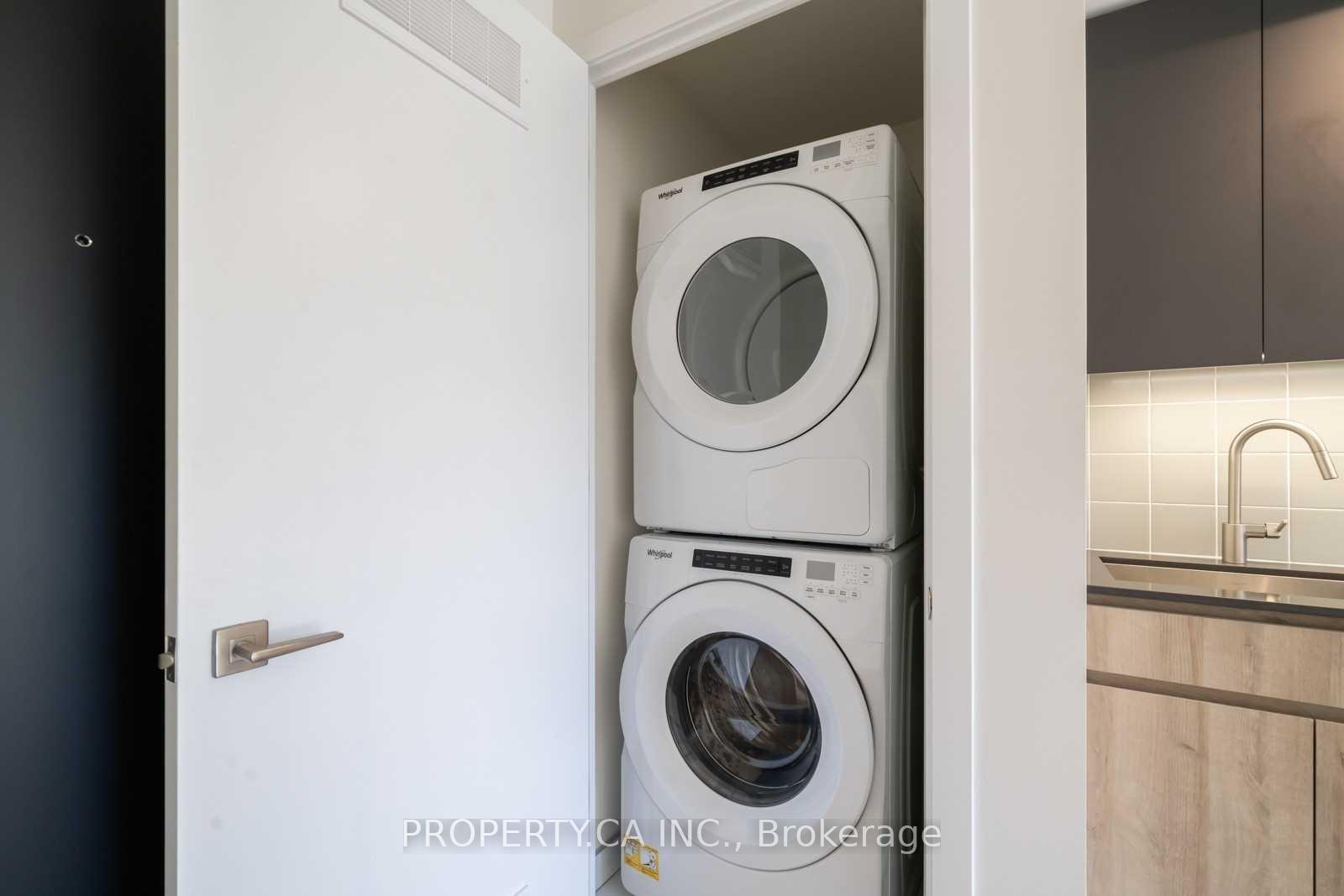 430 Roncesvalles Avenue 205