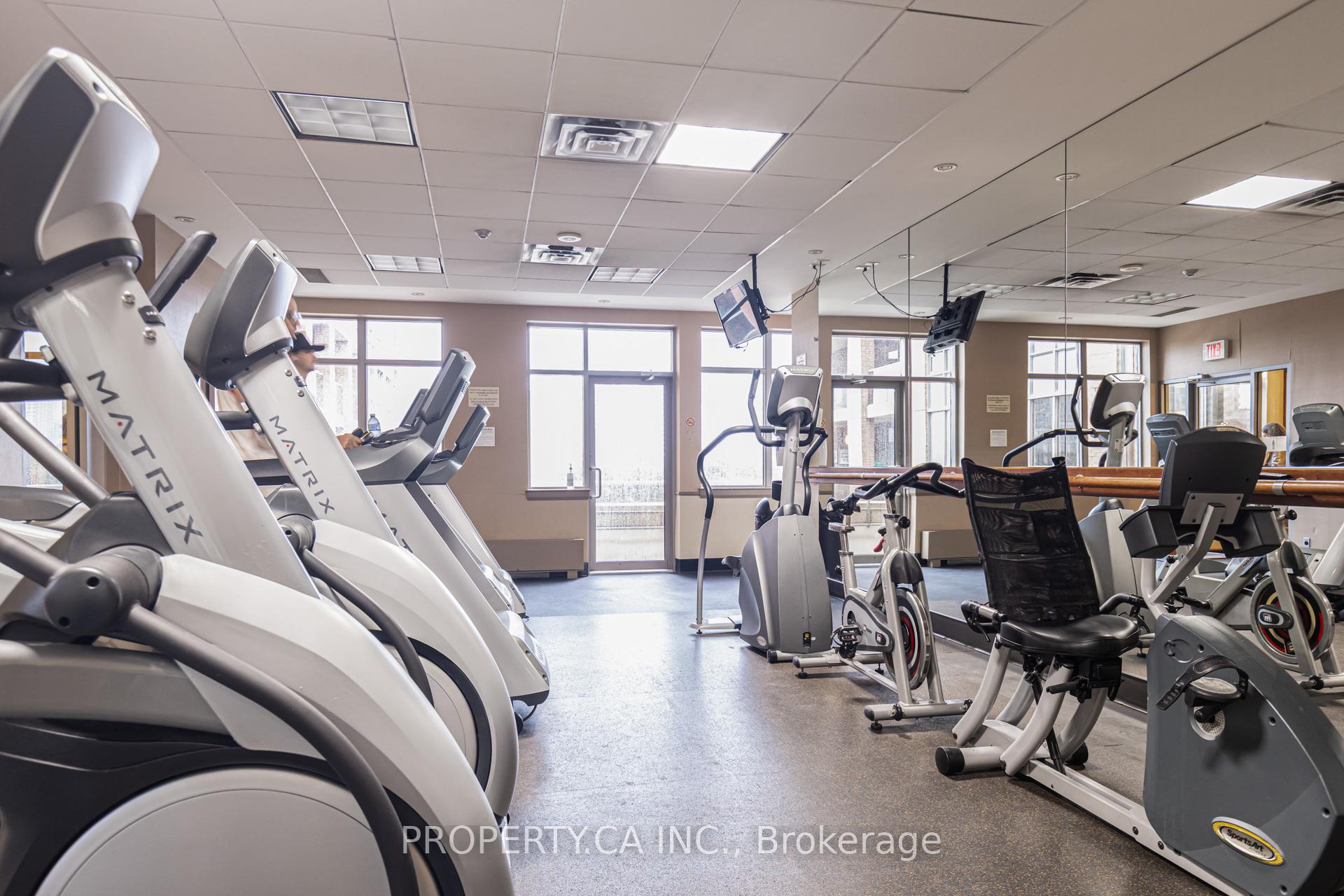 4090 Living Arts Drive 904