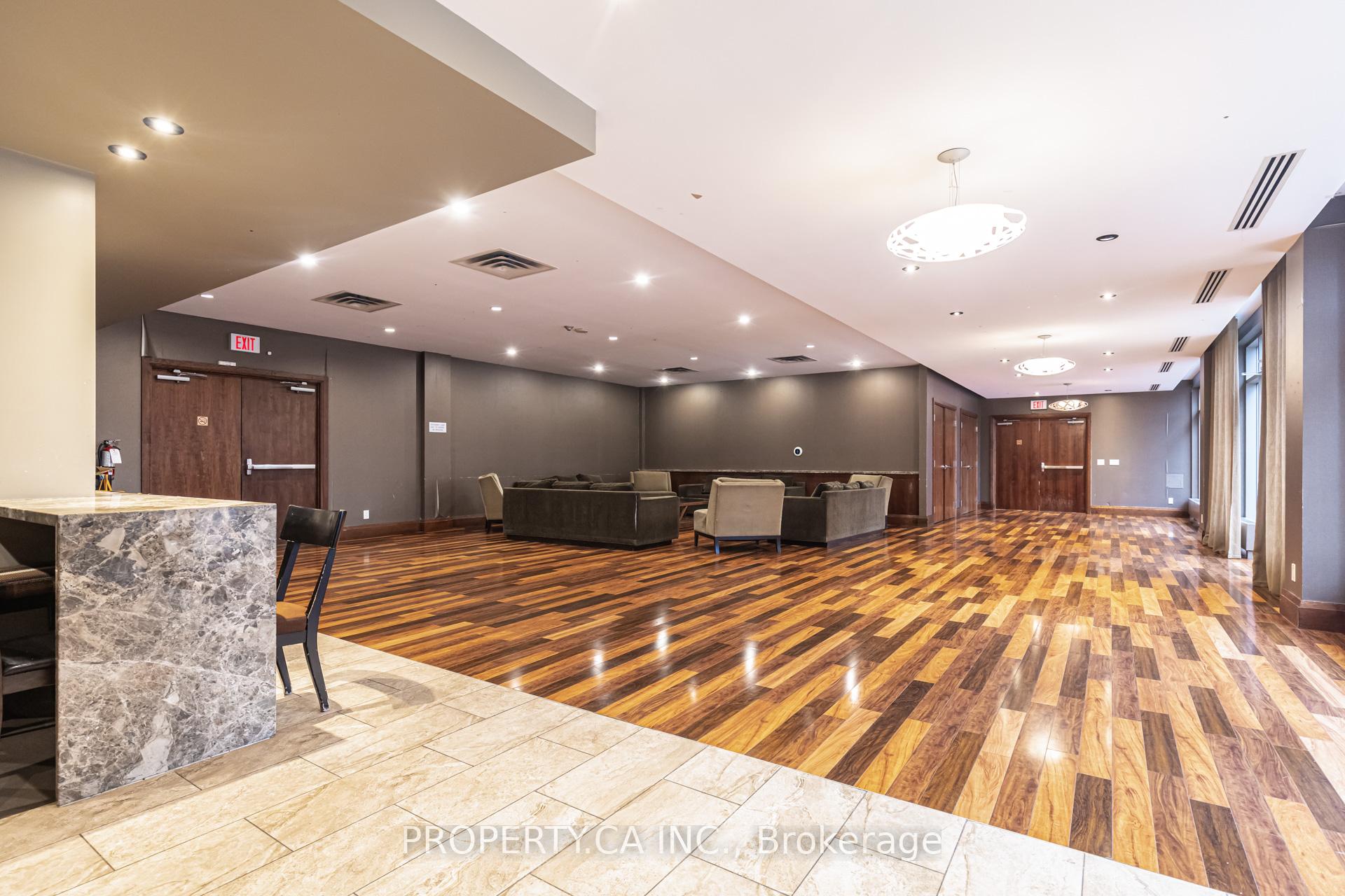 4090 Living Arts Drive 904