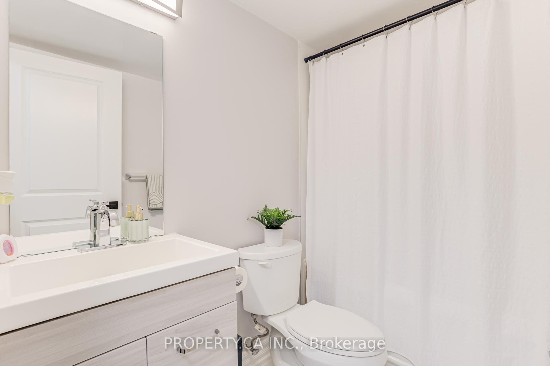 4090 Living Arts Drive 904