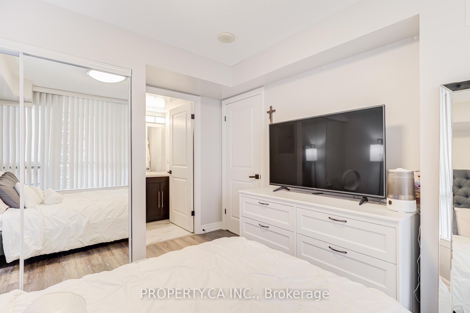 4090 Living Arts Drive 904