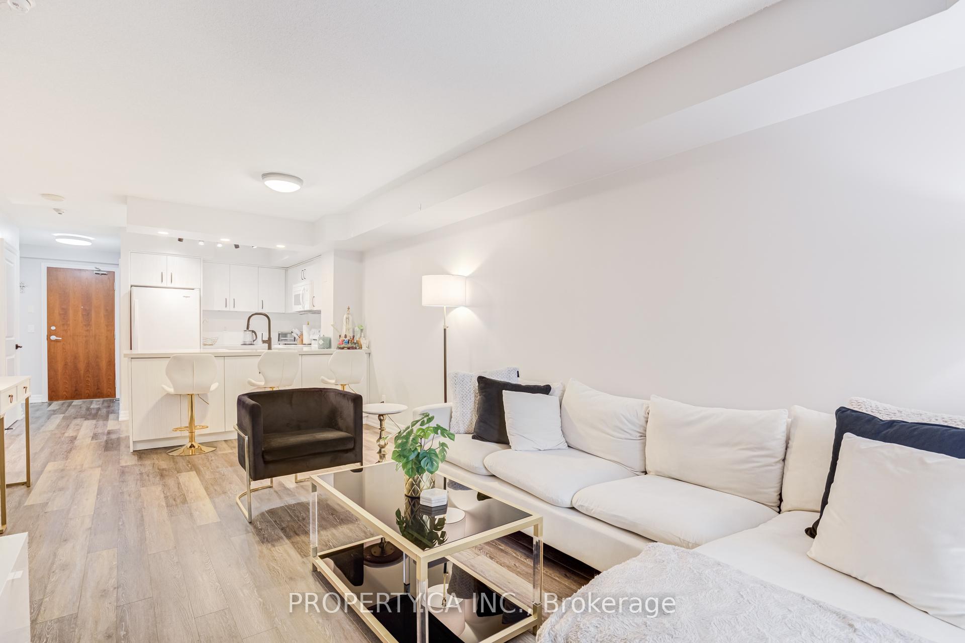 4090 Living Arts Drive 904