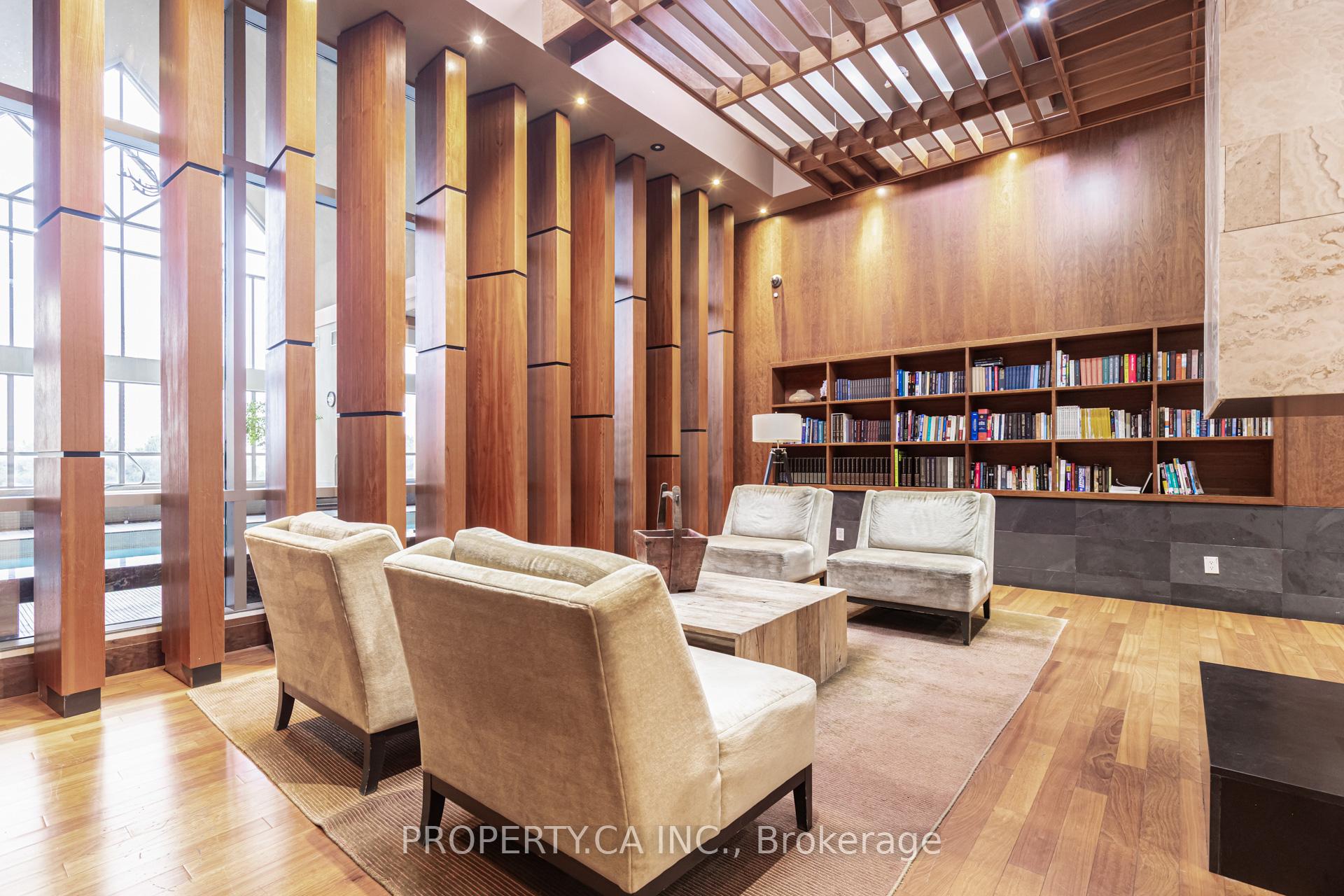 4090 Living Arts Drive 904