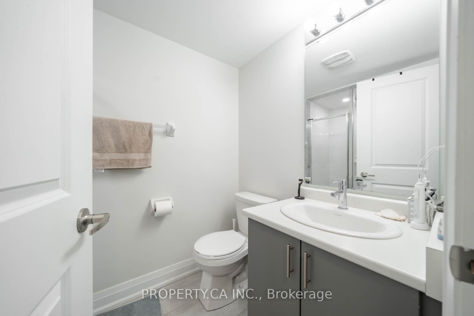 1776A Lawrence Avenue W 1