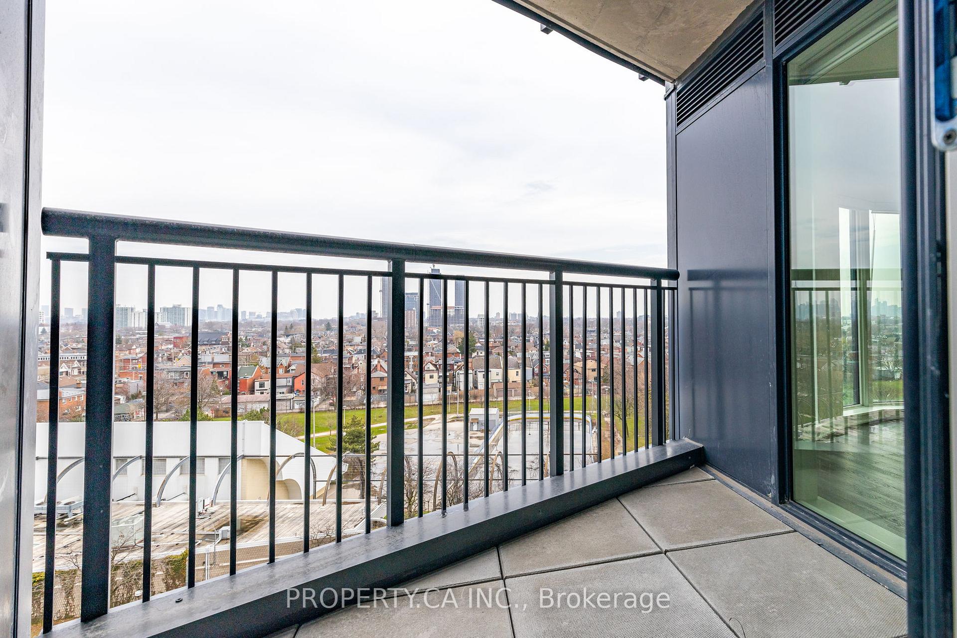 1185 Dupont Street 607