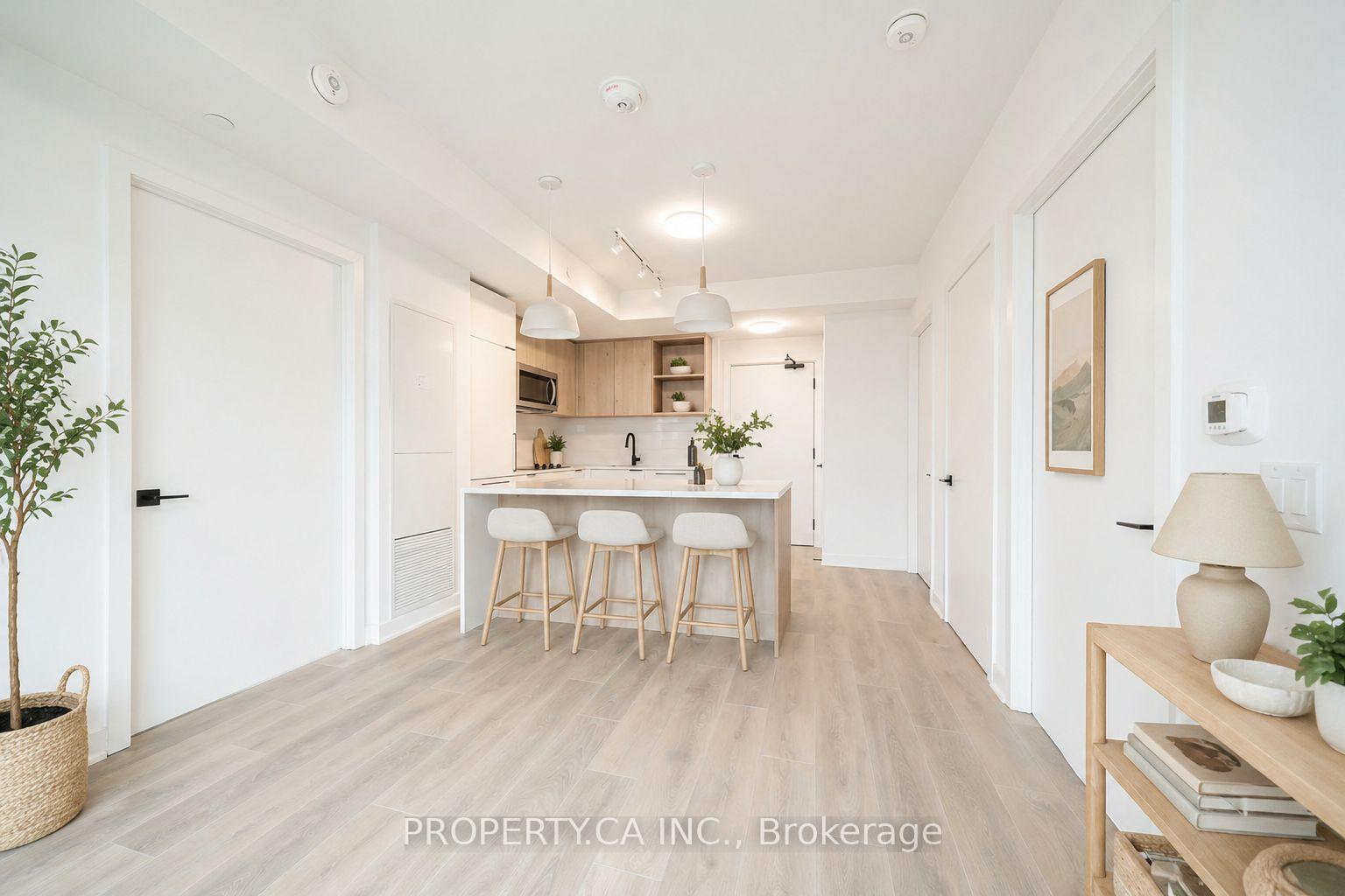 1185 Dupont Street 1408