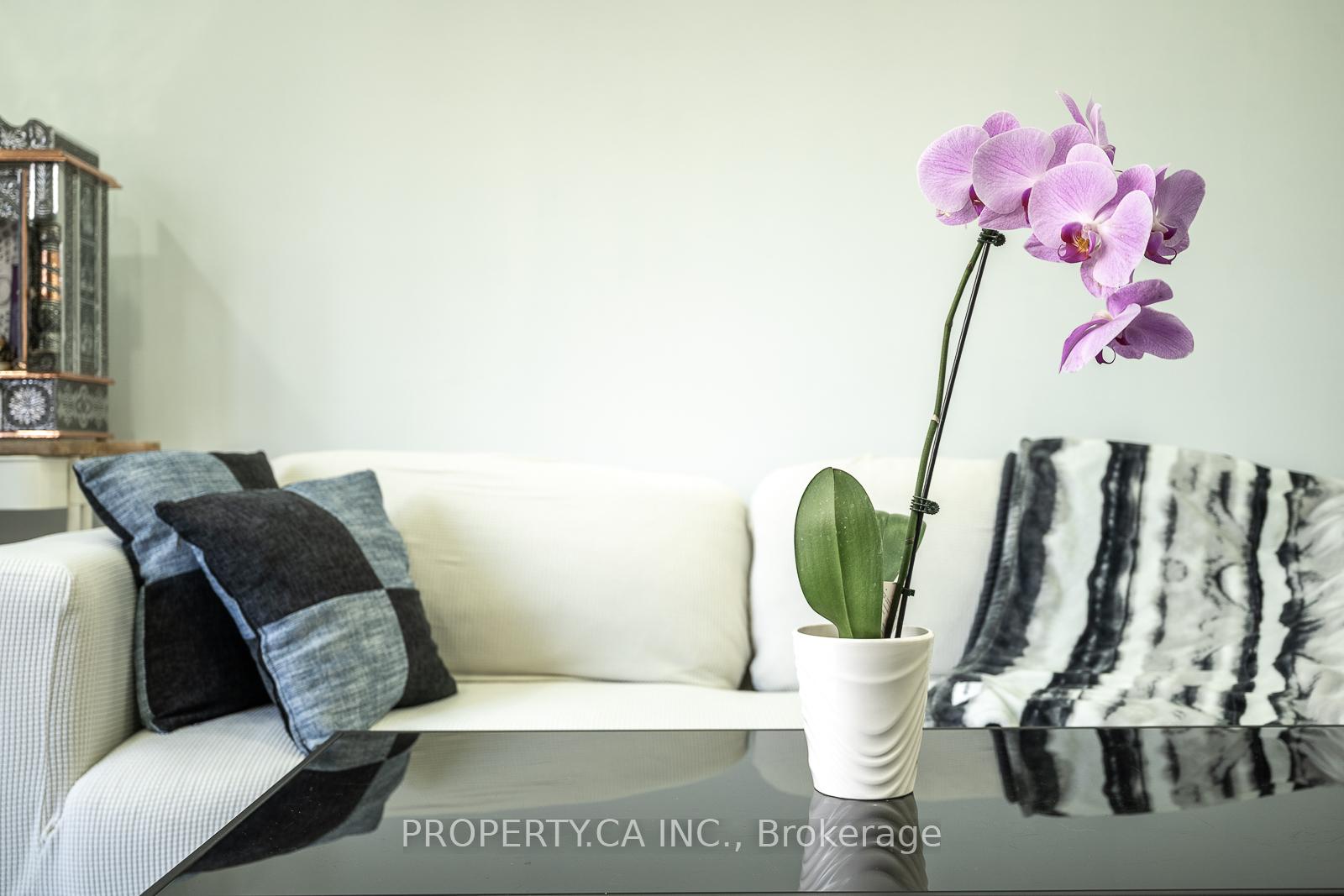 2779 Gananoque Drive 49