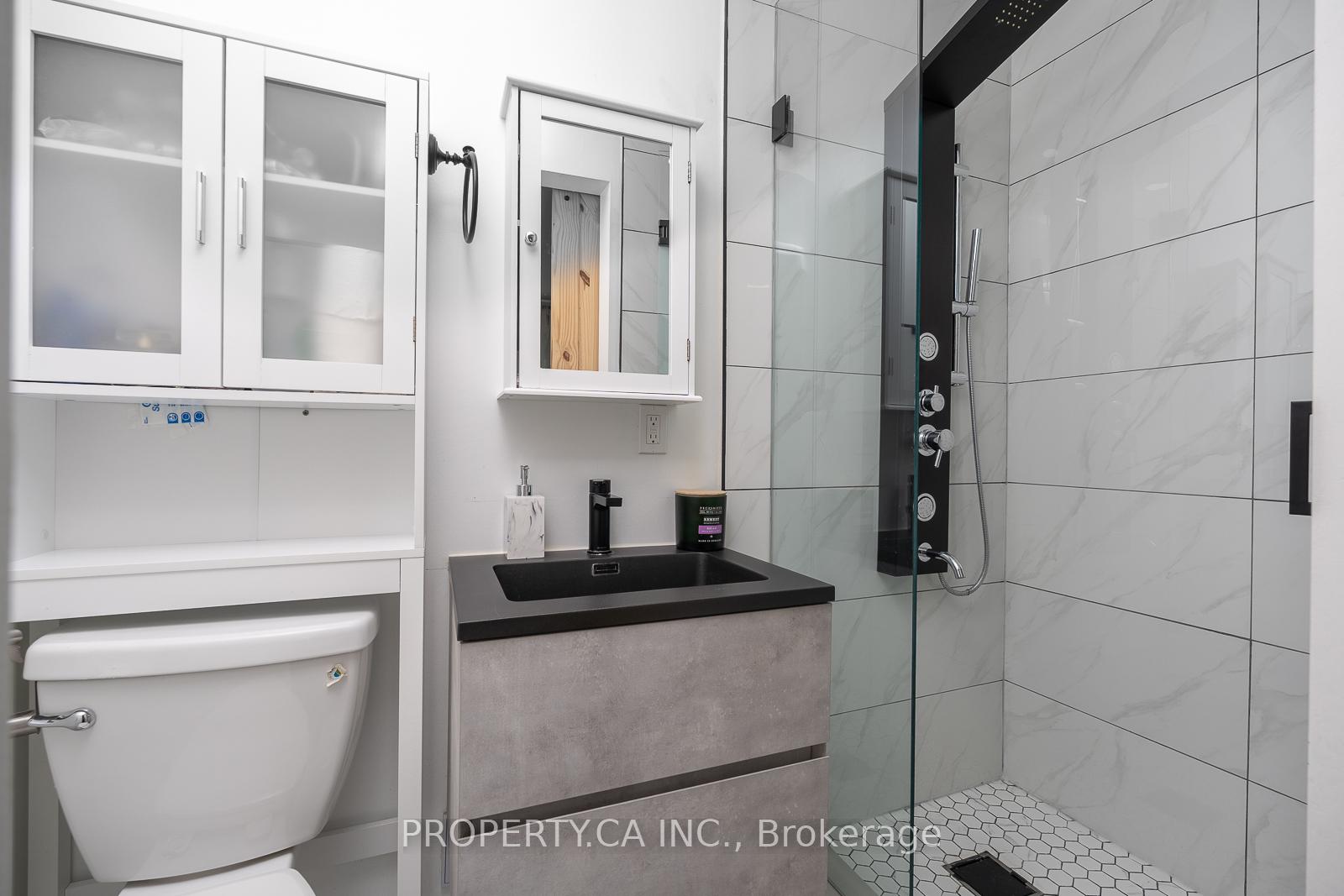 2779 Gananoque Drive 49
