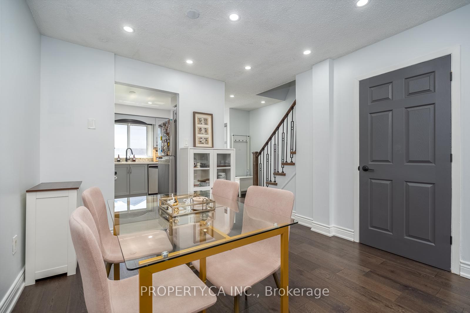 2779 Gananoque Drive 49