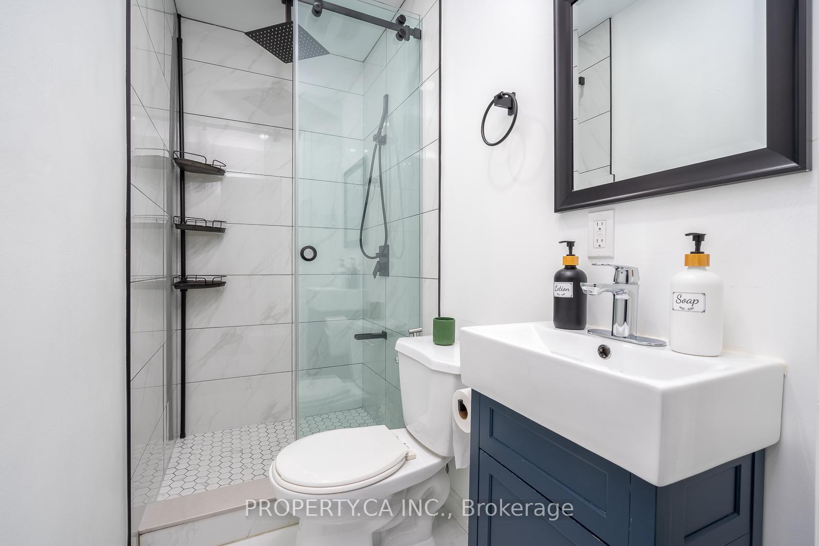 2779 Gananoque Drive 49