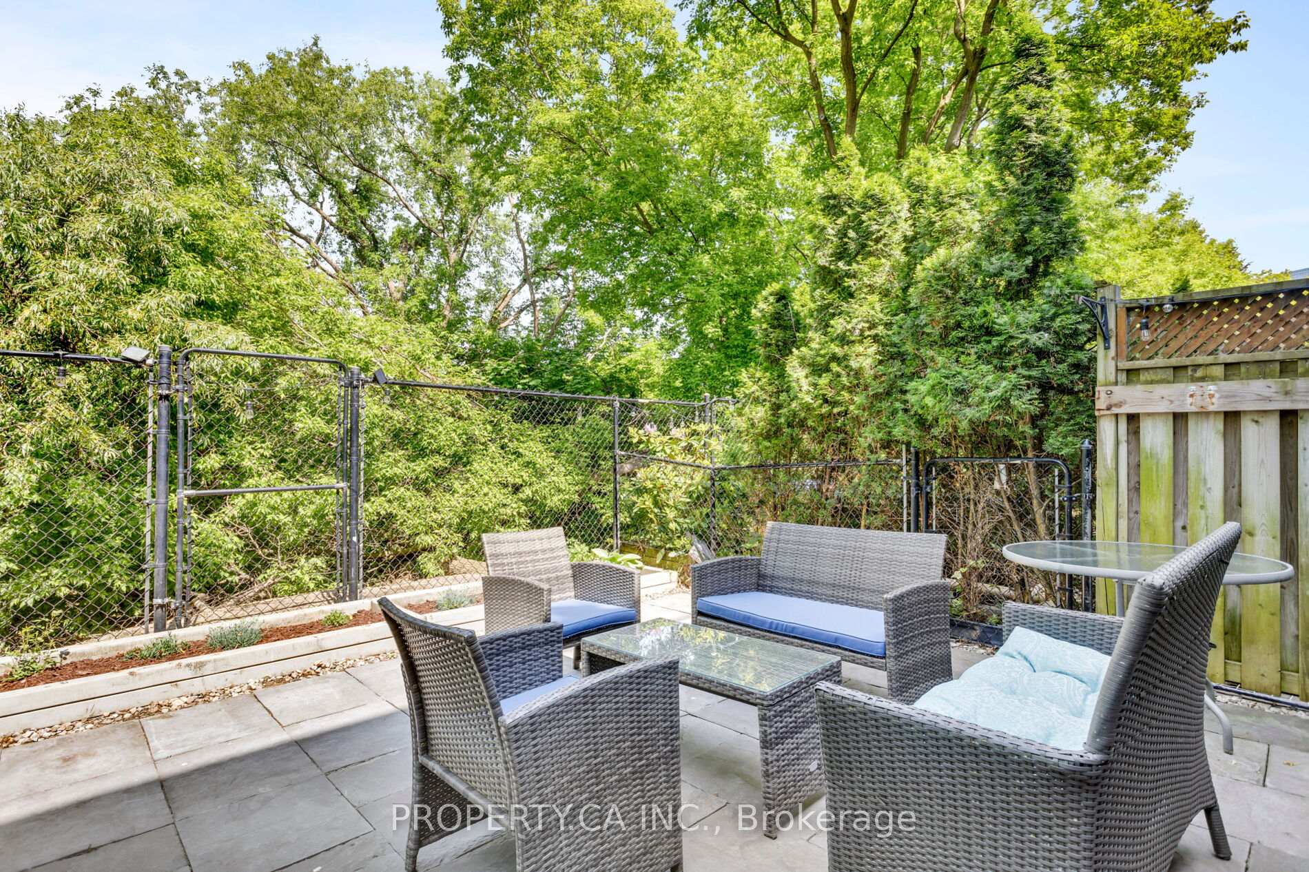 9 Leaves Terrace