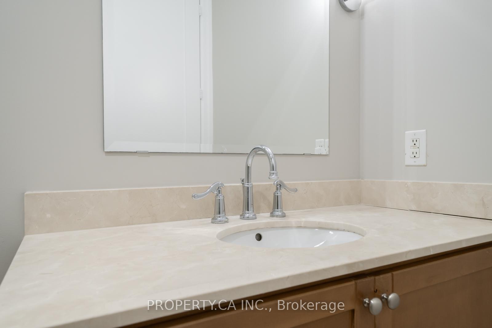25 Viking Lane 2858