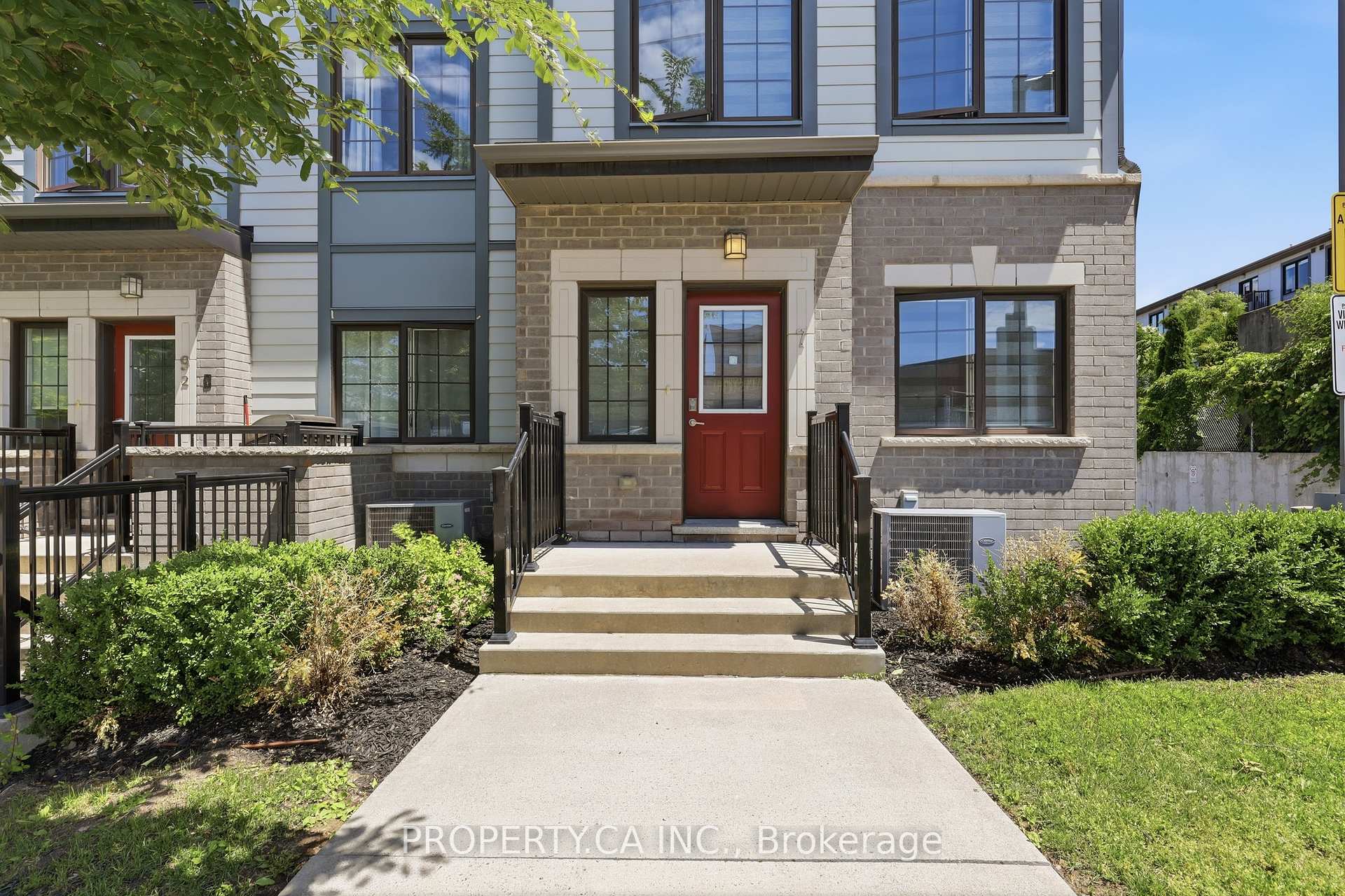 7 Forbes Avenue