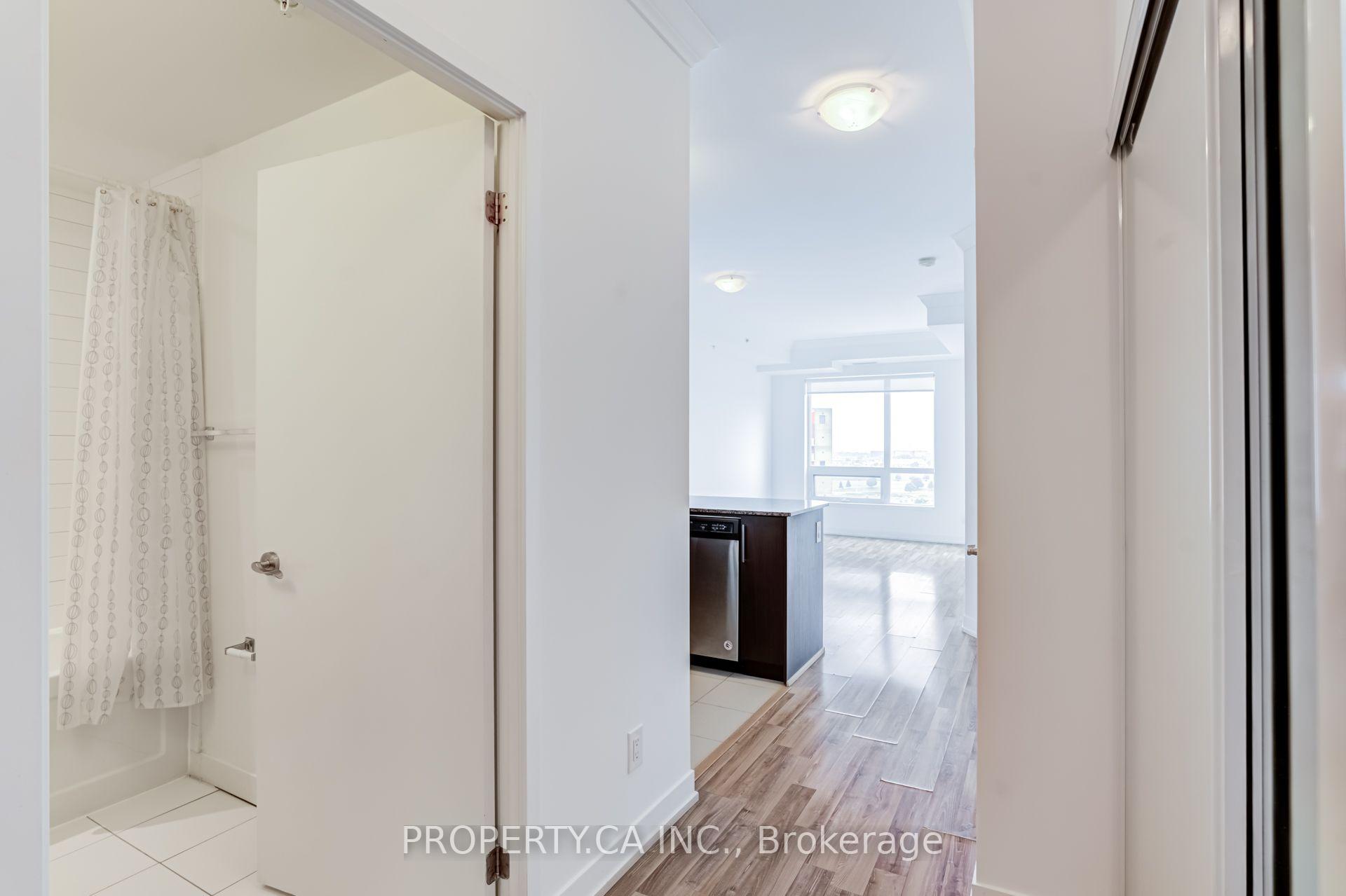 840 Queens Plate Drive 1203, Toronto Unit: 1203