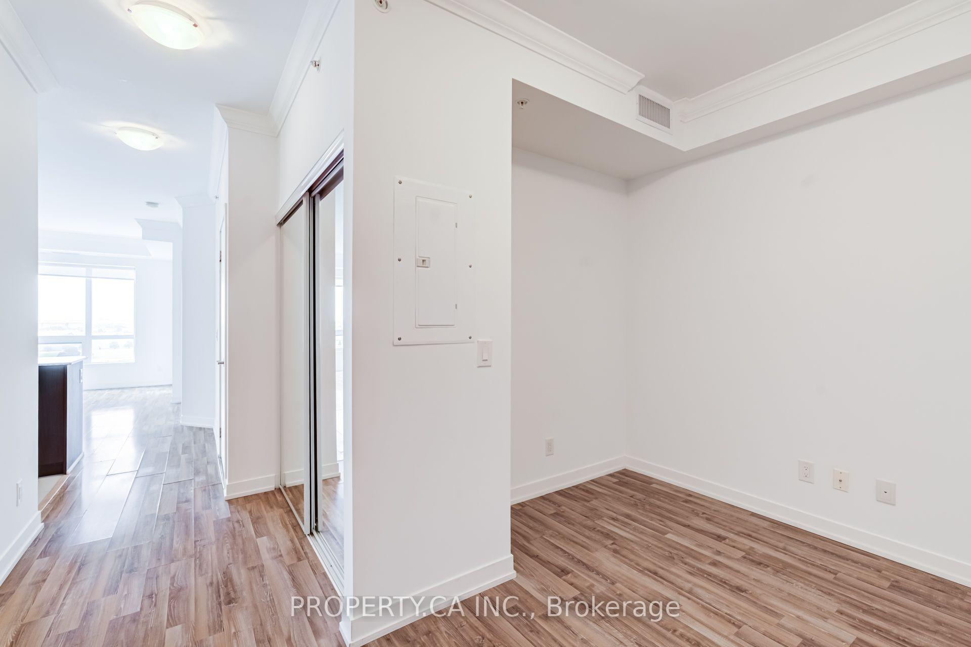 840 Queens Plate Drive 1203, Toronto Unit: 1203