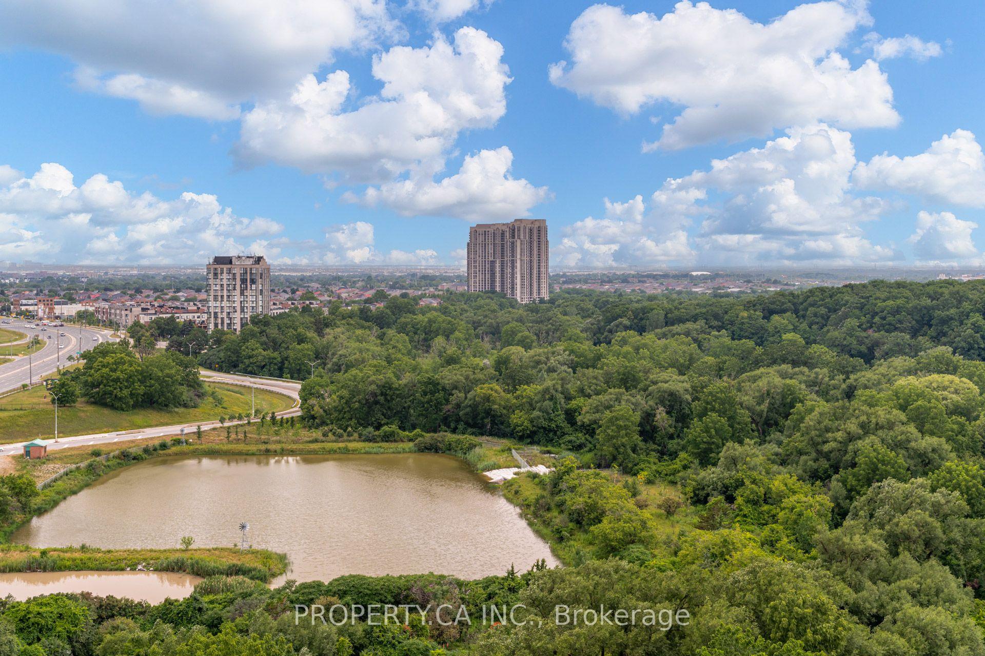 840 Queens Plate Drive 1203, Toronto Unit: 1203
