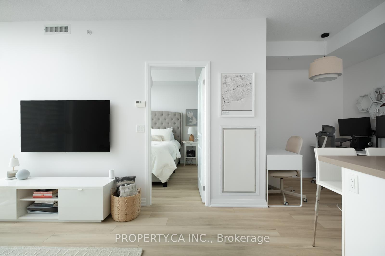 59 Annie Craig Drive 3302, Toronto Unit: 3302