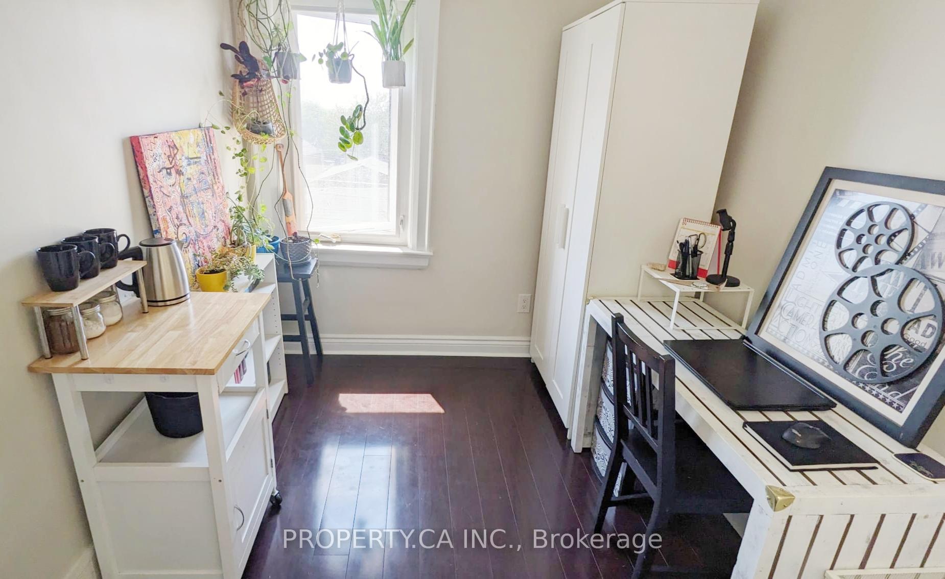 358 McRoberts Avenue, Toronto