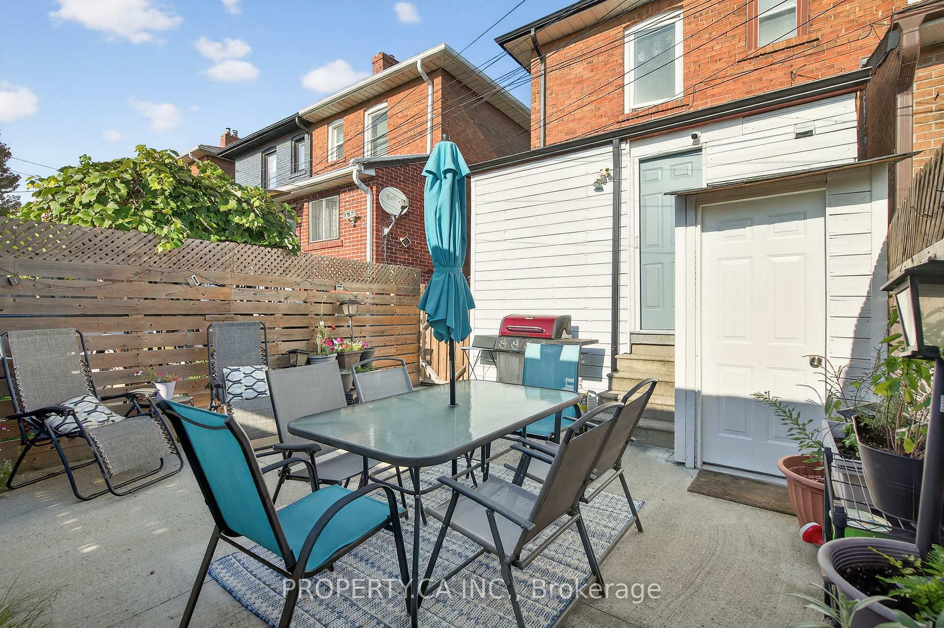 358 McRoberts Avenue, Toronto