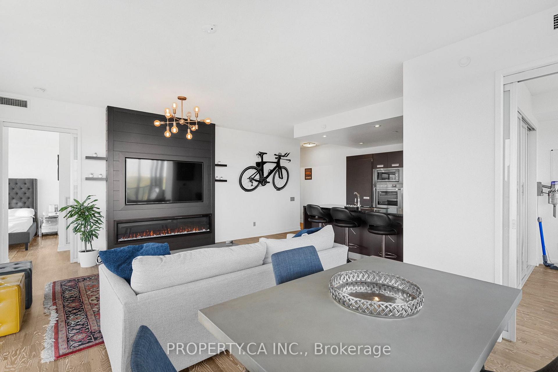 90 Park Lawn Road 1211, Toronto Unit: 1211