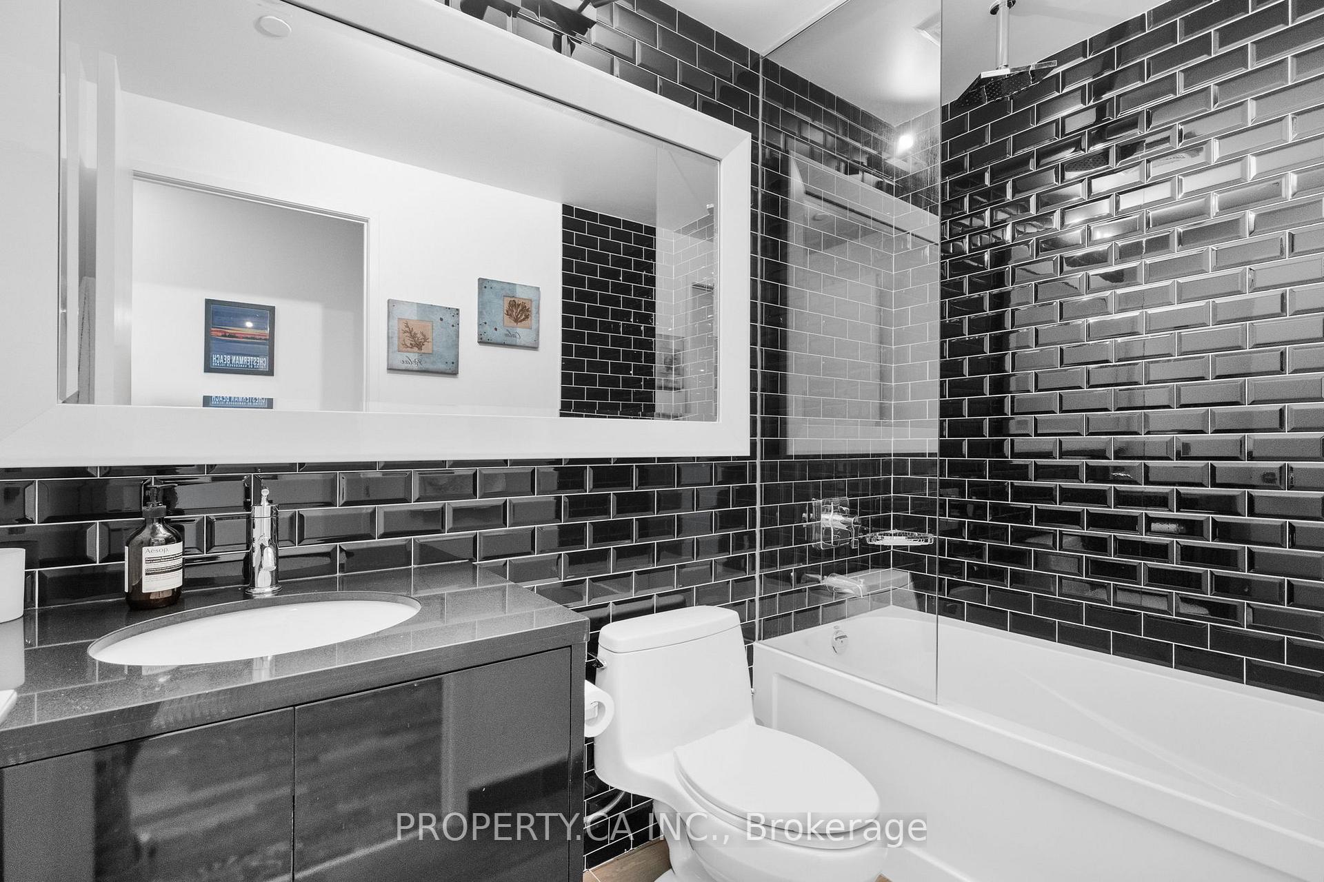 90 Park Lawn Road 1211, Toronto Unit: 1211